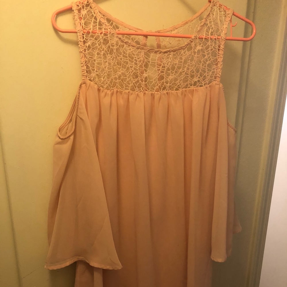 Dress 💗 - Picture 2 of 3
